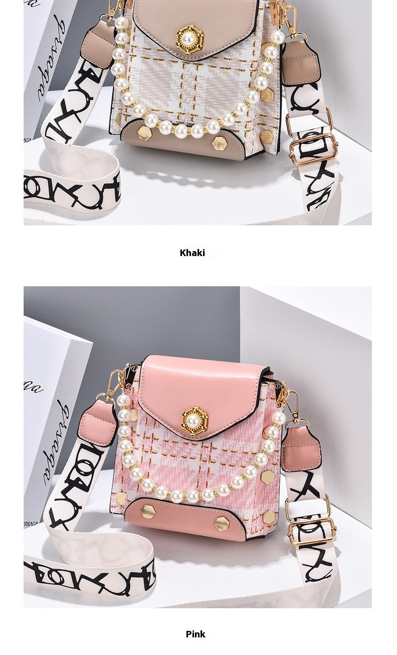 Pearl Lining Classic Shoulder Bag