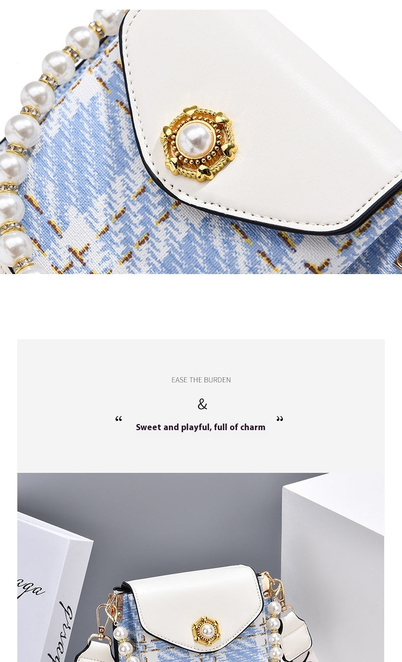 Pearl Lining Classic Shoulder Bag
